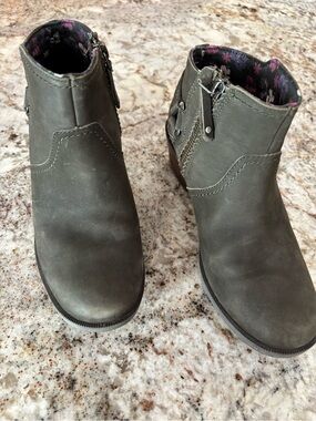 Teva Olive Green Ankle Booties with Floral Lining